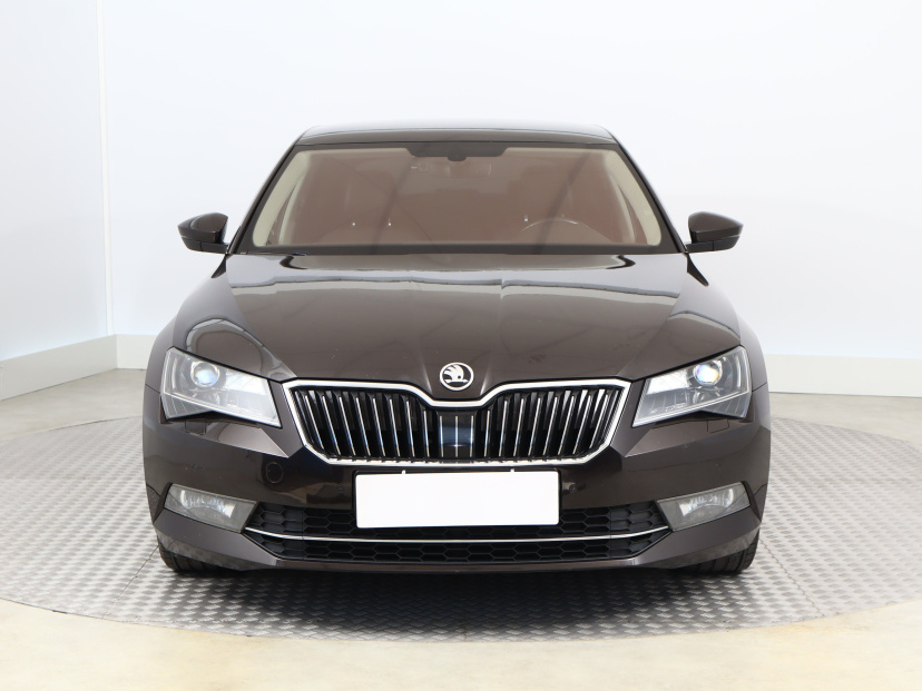 Škoda Superb, 2016