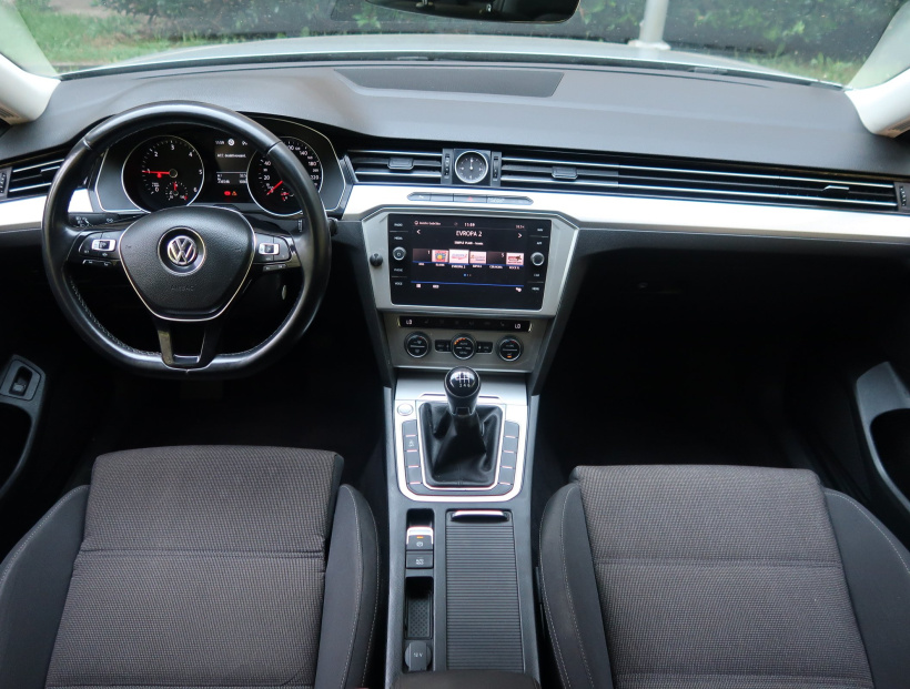 Volkswagen Passat, 2019