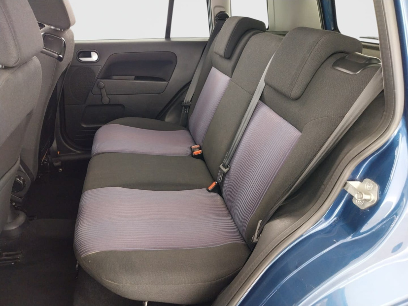 Ford Fusion, 2009