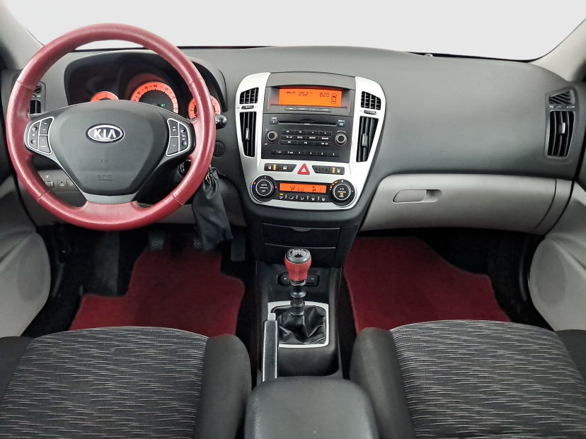 Kia Ceed, 2010