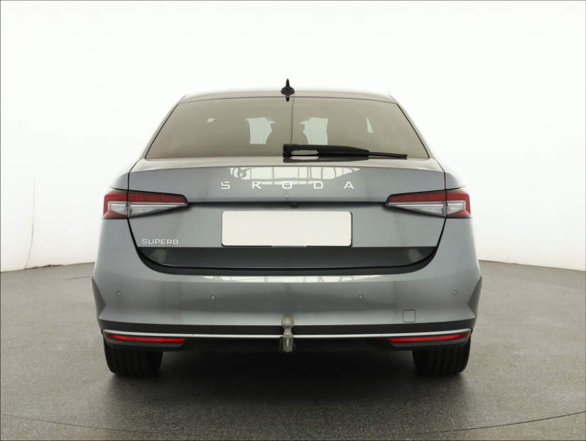 Škoda Superb, 2025