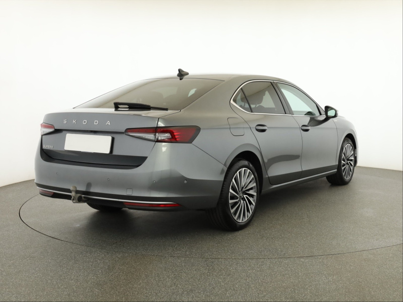Škoda Superb, 2025