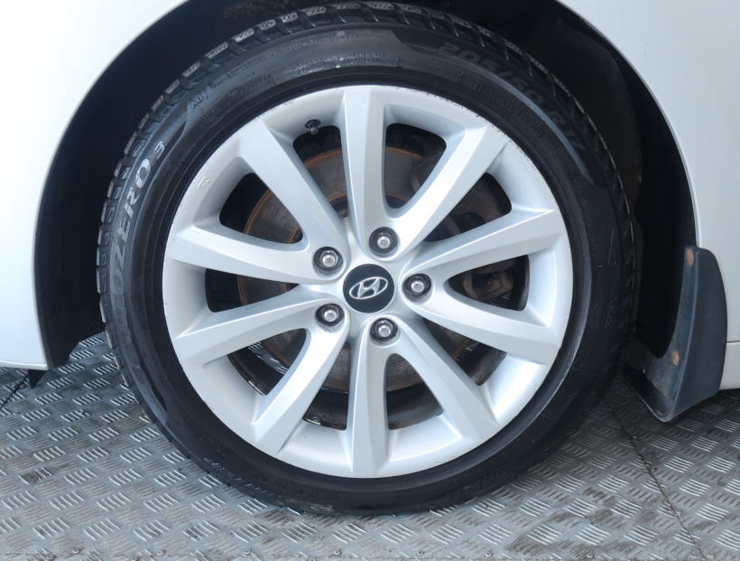 Hyundai i40, 2013