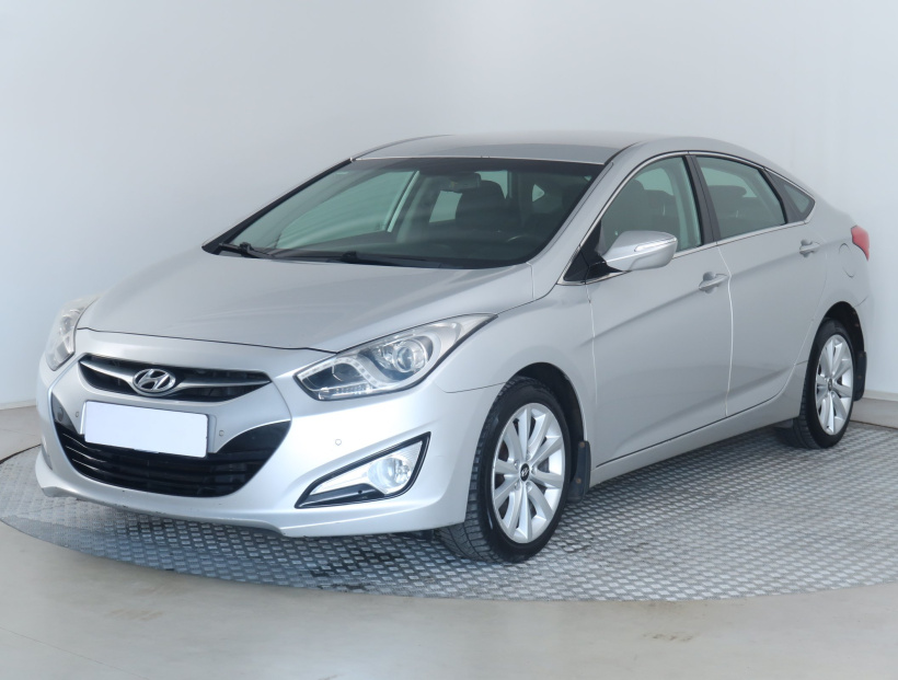 Hyundai i40, 2013
