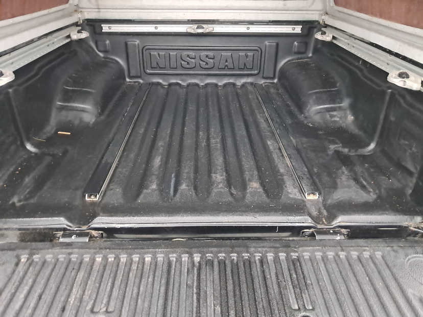 Nissan Navara, 2012