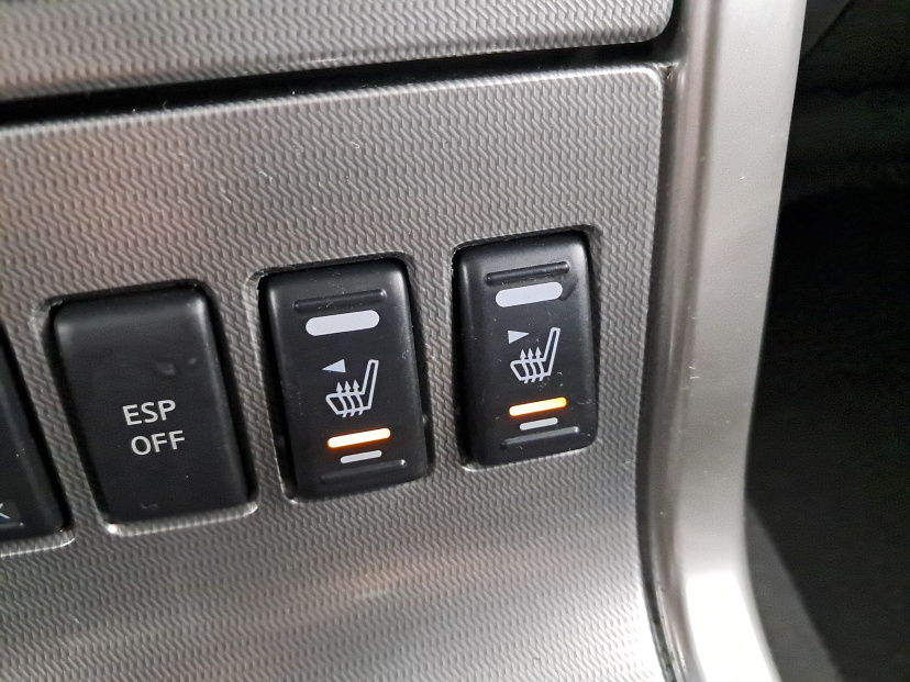 Nissan Navara, 2012
