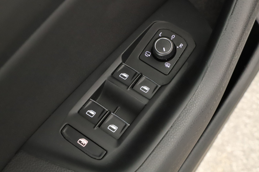 Volkswagen Passat, 2016