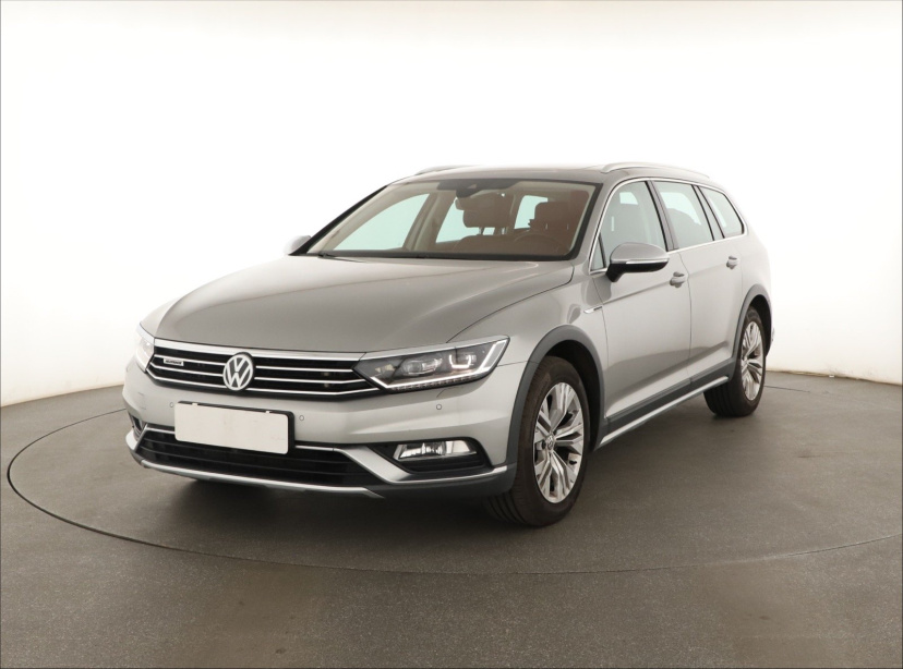 Volkswagen Passat, 2016