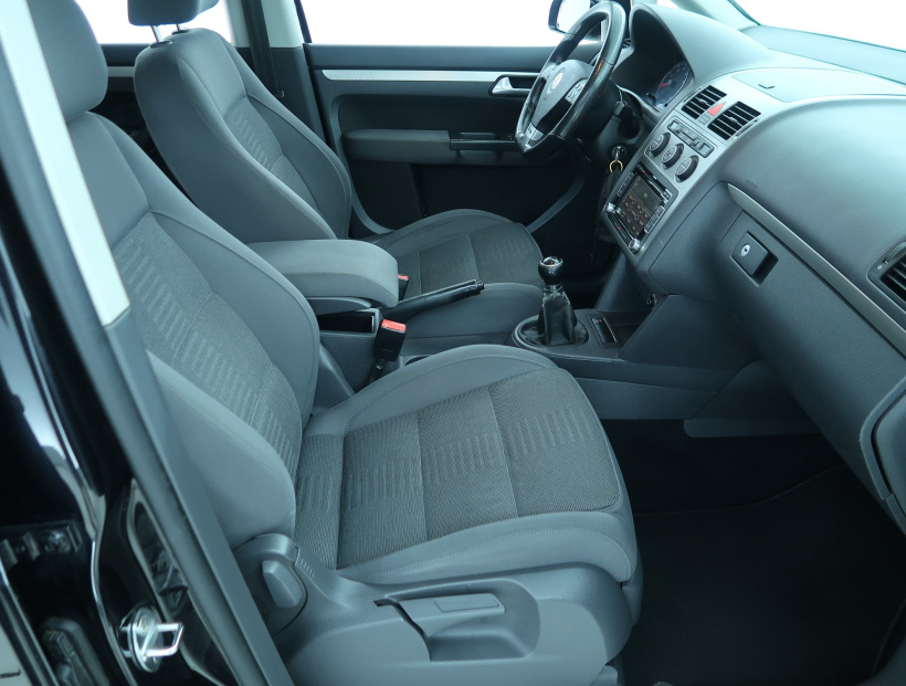 Volkswagen Touran, 2009