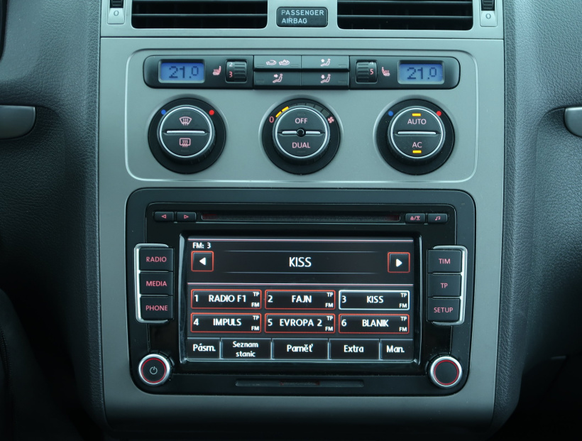 Volkswagen Touran, 2009