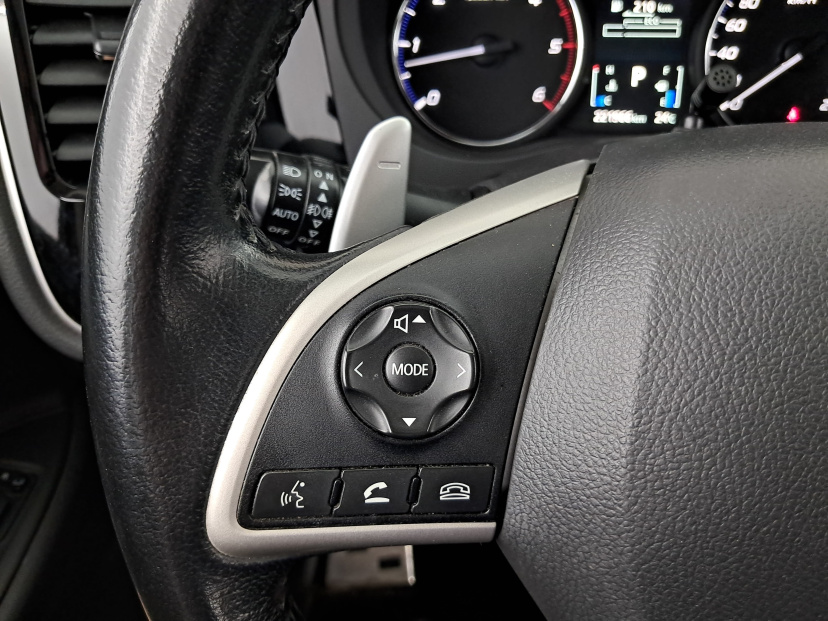 Mitsubishi Outlander, 2014