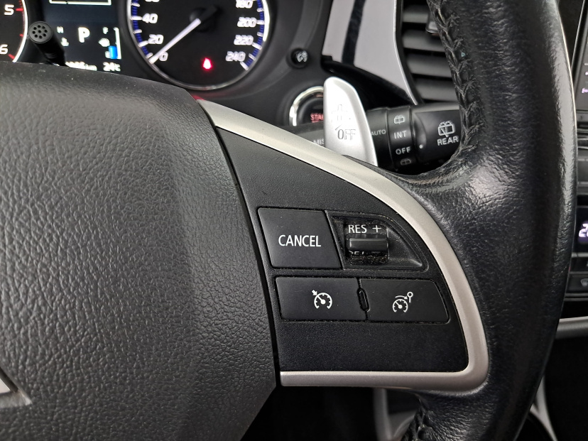 Mitsubishi Outlander, 2014