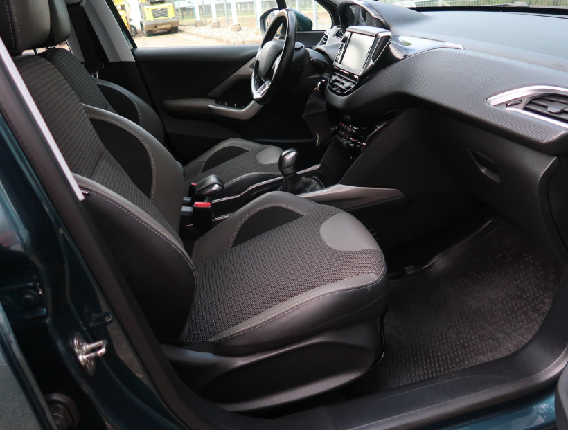 Peugeot 2008, 2018