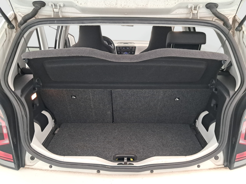Volkswagen e-up!, 2017