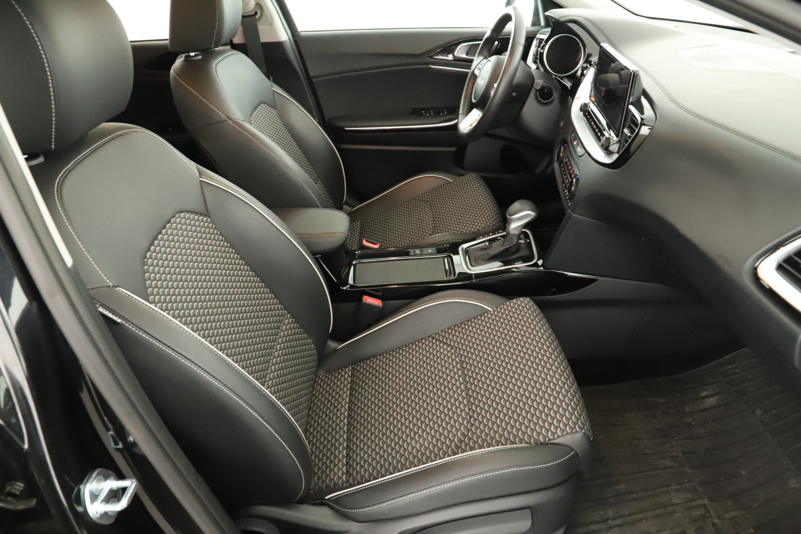 Kia XCeed - 2024