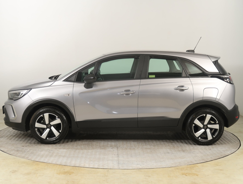 Opel Crossland, 2022