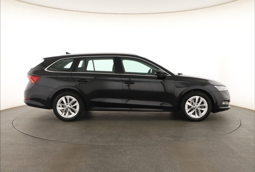 Škoda Octavia, 2023