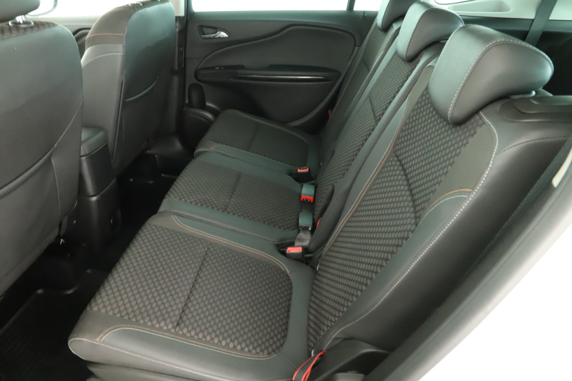 Opel Zafira, 2019