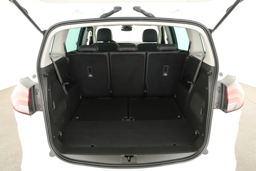 Opel Zafira, 2019