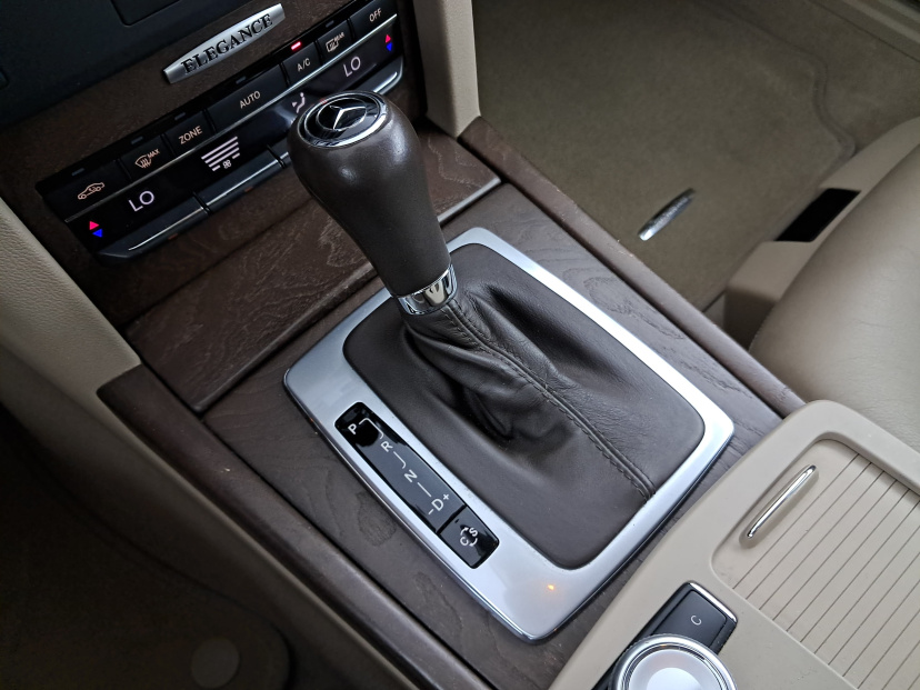 Mercedes-Benz E, 2009