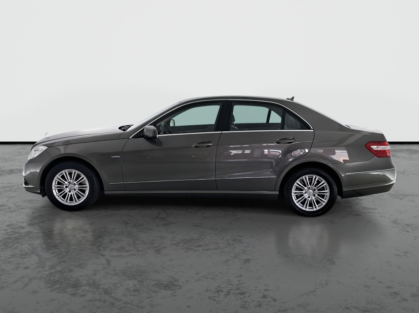 Mercedes-Benz E, 2009