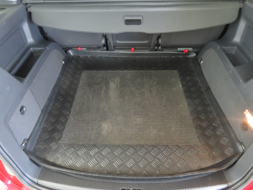 Volkswagen Touran, 2013