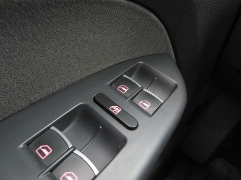 Volkswagen Touran, 2013