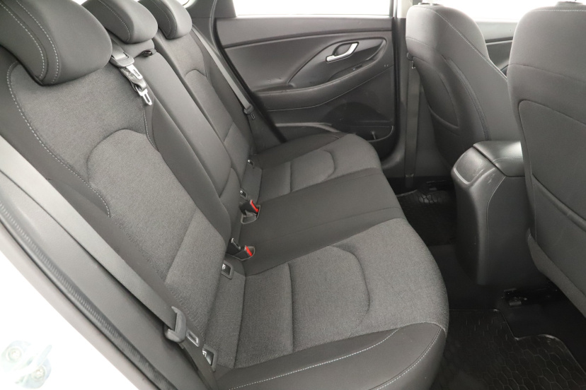 Hyundai i30, 2022