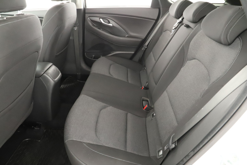 Hyundai i30, 2022