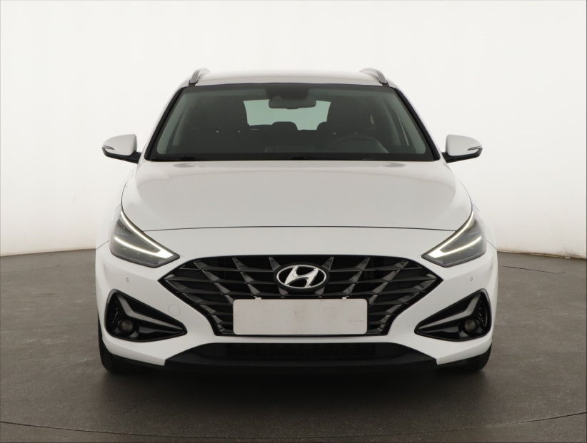 Hyundai i30, 2022