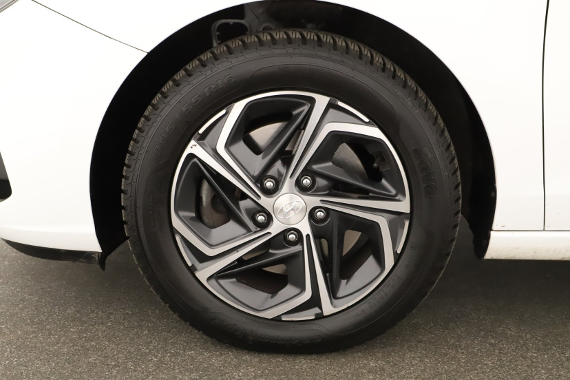 Hyundai i30, 2022