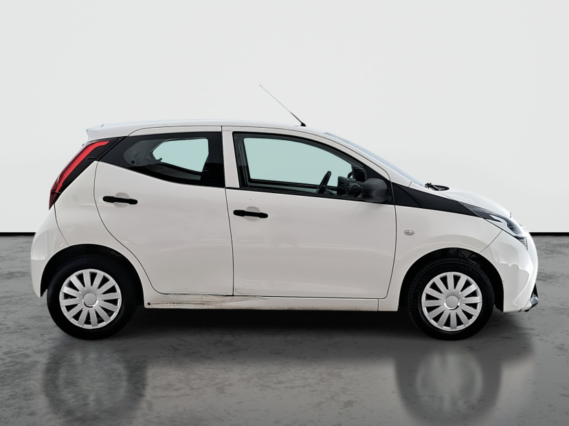 Toyota Aygo, 2021