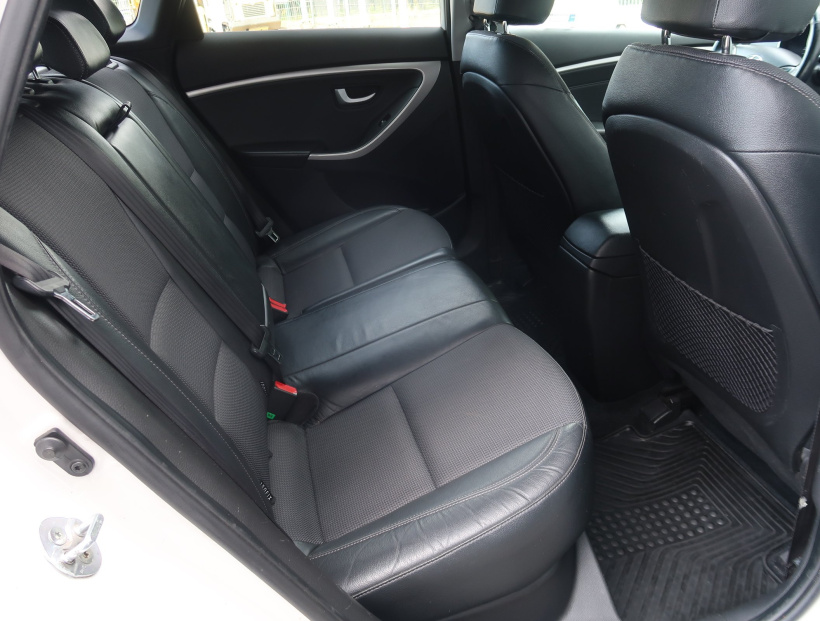 Hyundai i30, 2014