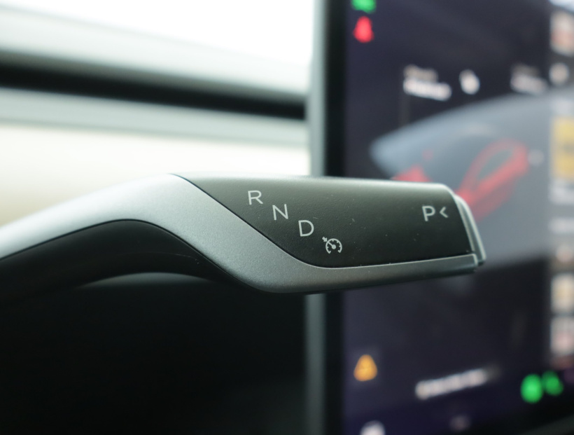 Tesla Model 3, 2021