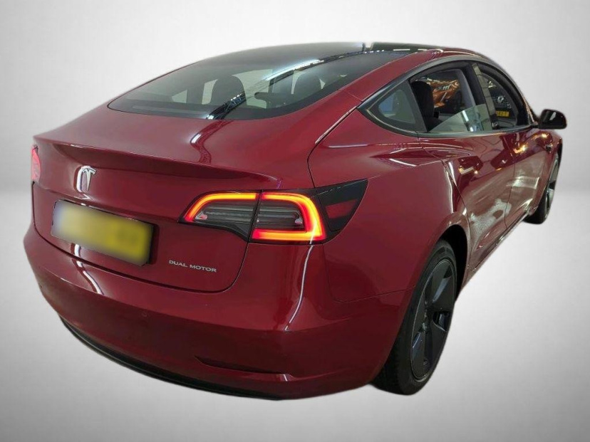 Tesla Model 3, 2021