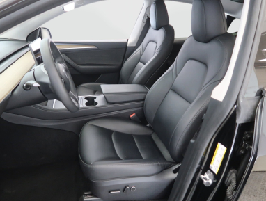 Tesla Model Y - 2023