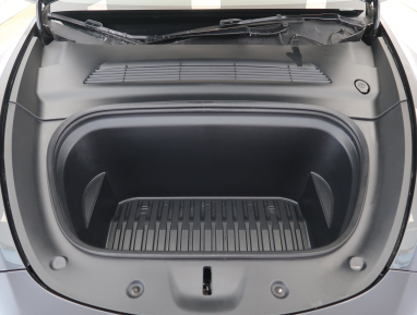 Tesla Model Y - 2023
