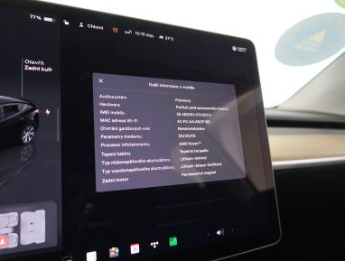 Tesla Model Y - 2023