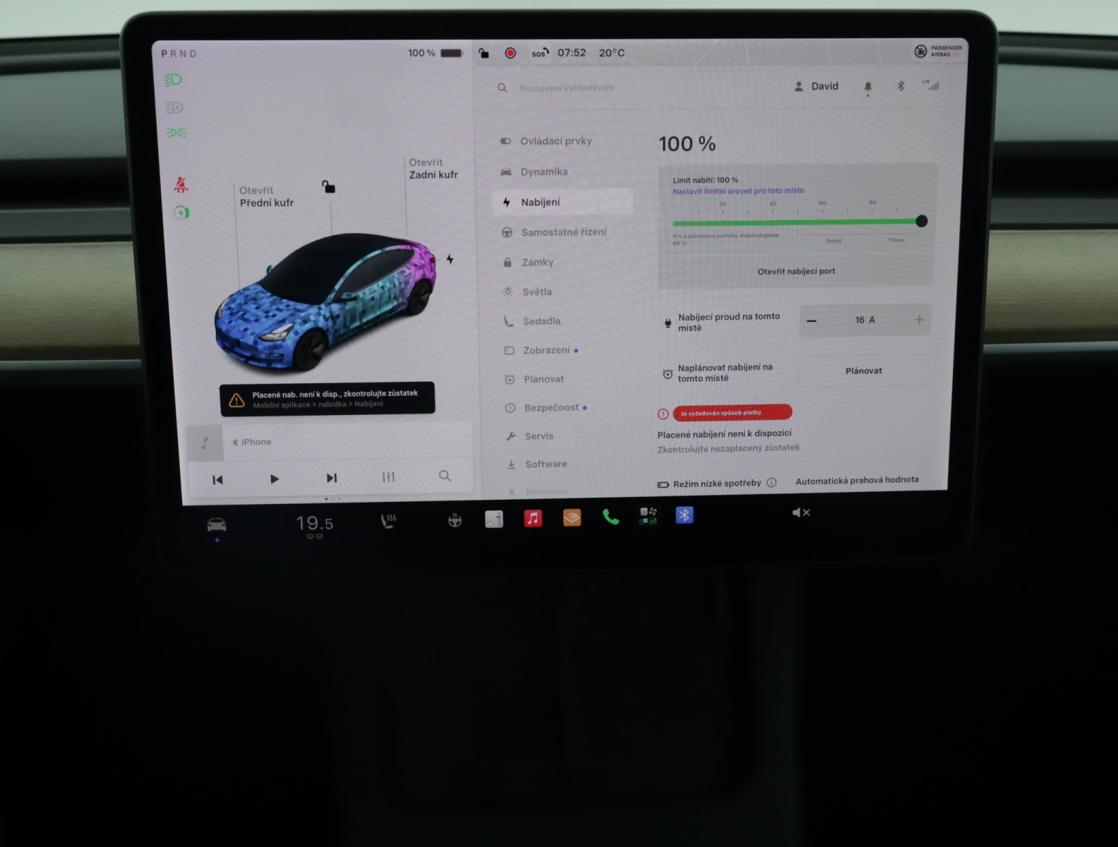 Tesla Model 3 Long Range AWD – fotografie 17
