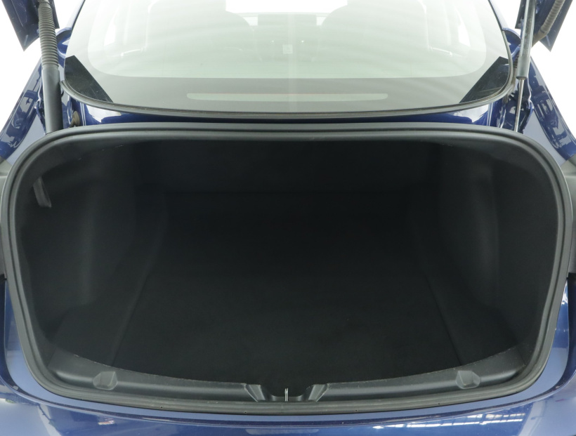 Tesla Model 3, 2021