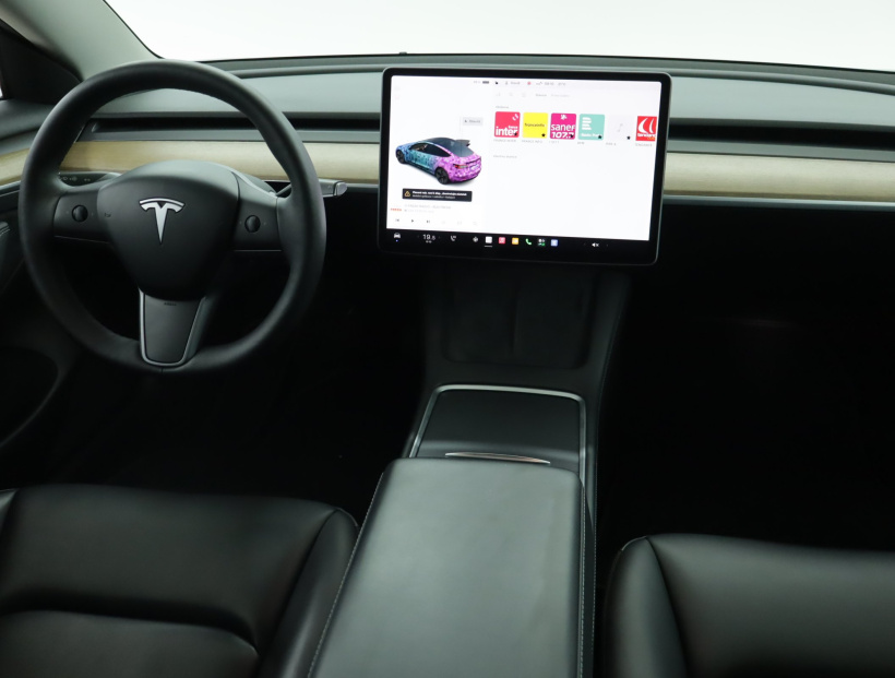 Tesla Model 3, 2021