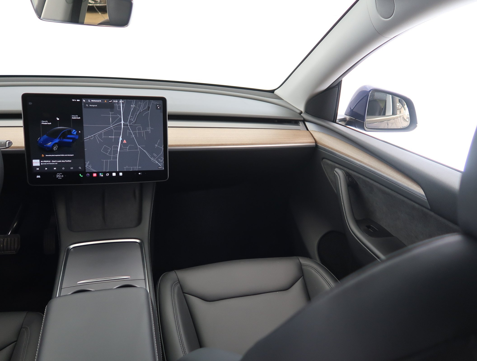 Tesla Model Y Standard Range – fotografie 11