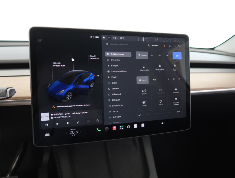 Tesla Model Y, 2024