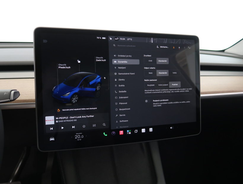 Tesla Model Y, 2024