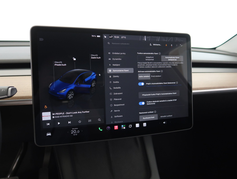 Tesla Model Y, 2024