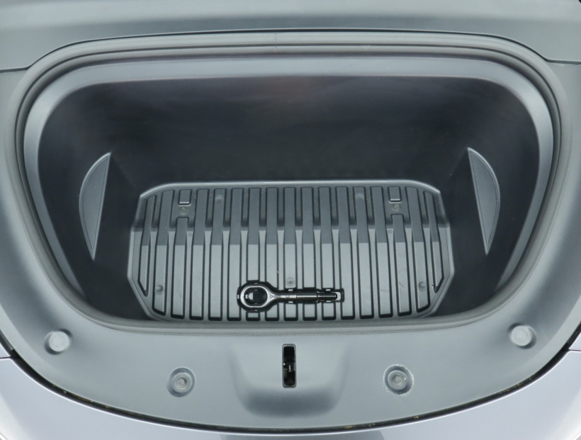 Tesla Model Y, 2022