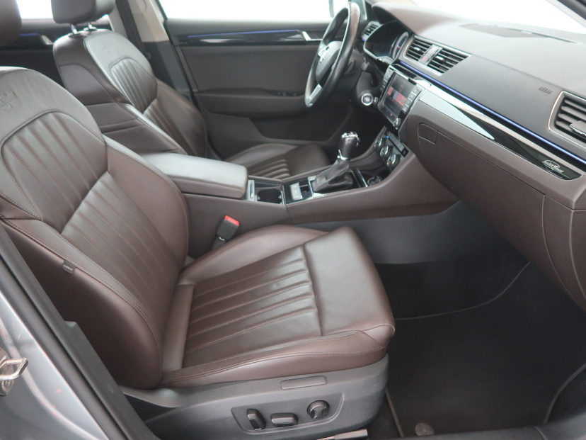 Škoda Superb, 2016