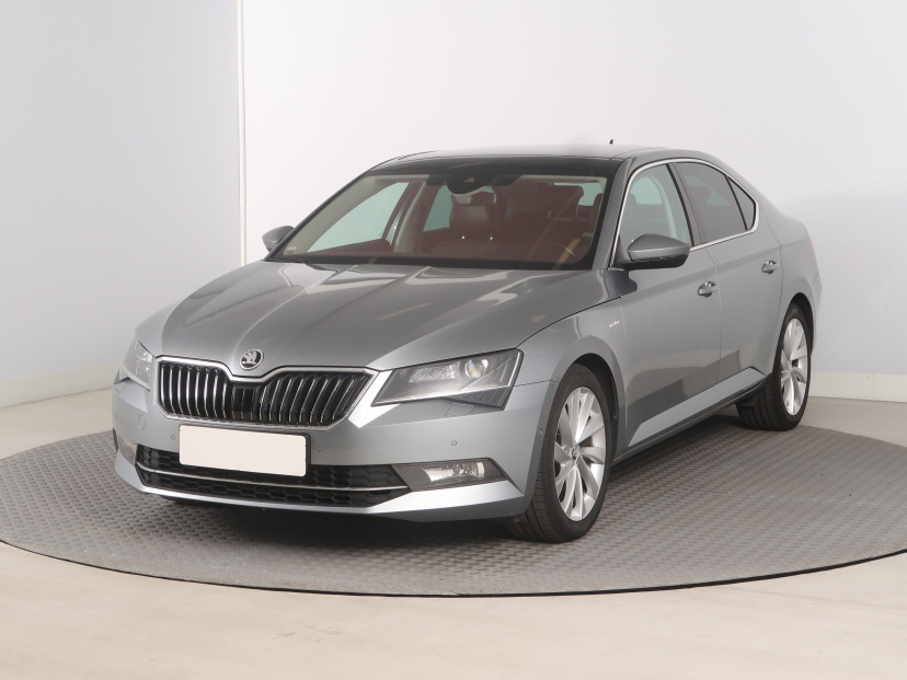 Škoda Superb, 2016
