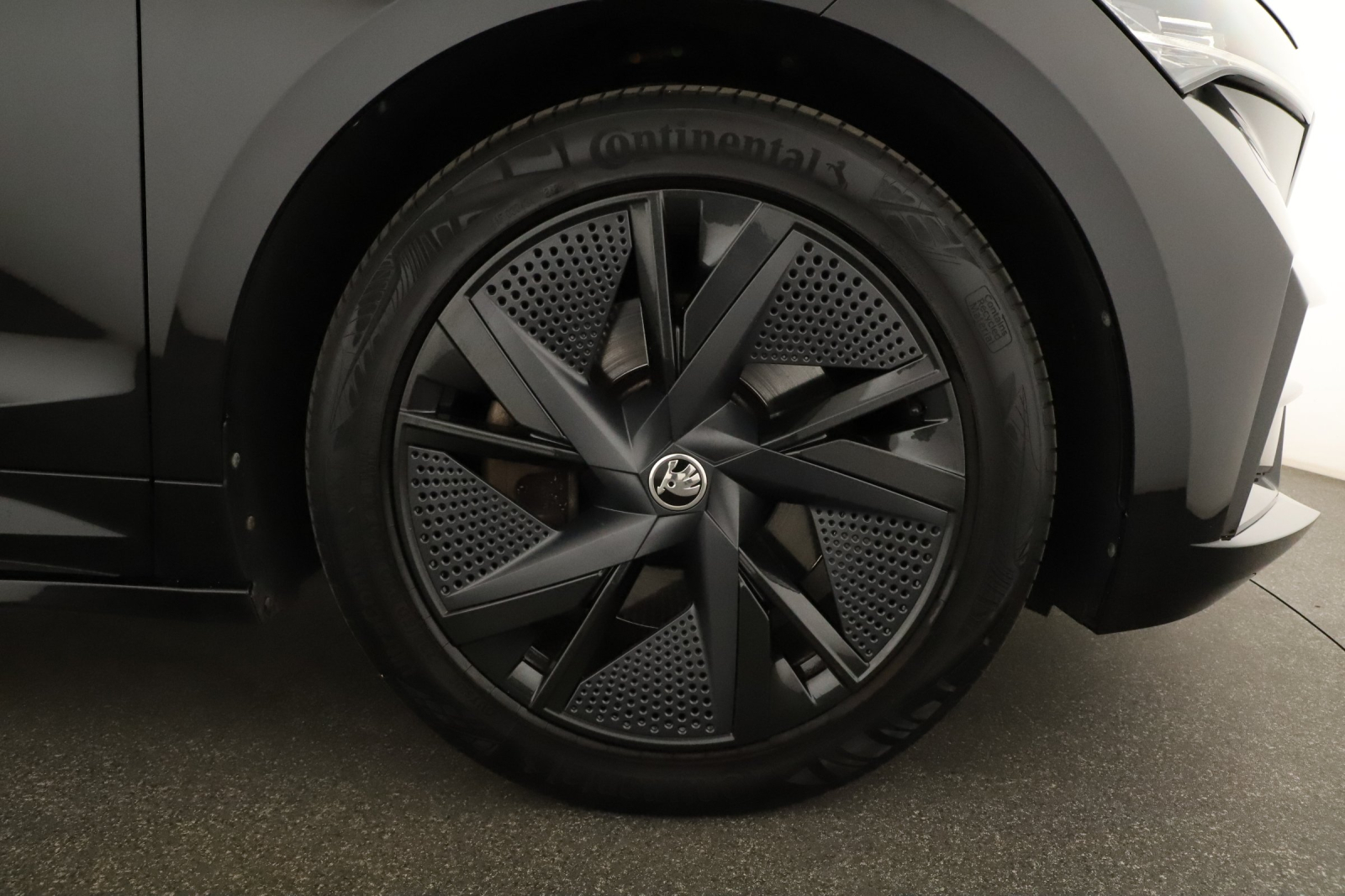 Škoda Enyaq - 2023