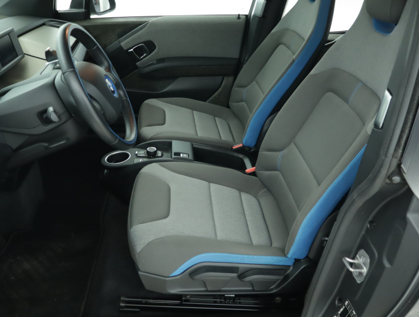 BMW i3, 2022